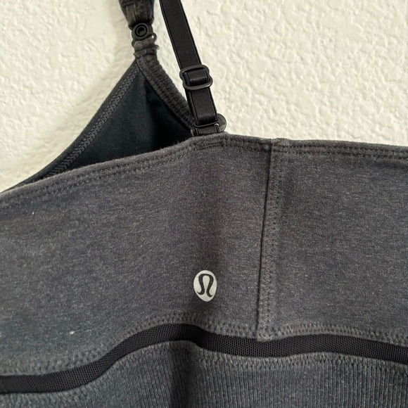 Lululemon Women's Size 8 Gray Ribbed Tank Top - Picture 3 of 5